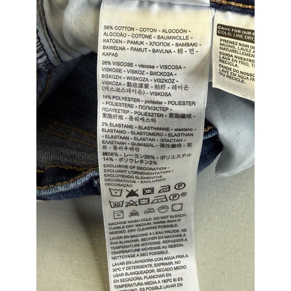 Levis Bermuda Shorts Womens 27 (27x10) Mid Rise Medium Wash Blue Denim - Picture 16 of 16